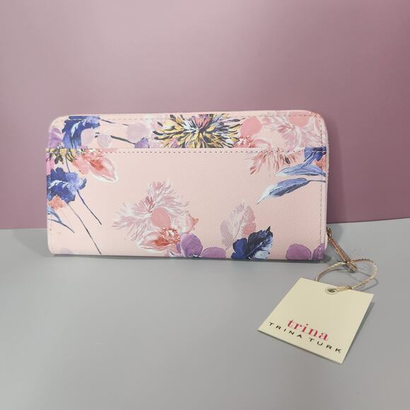 Trina Turk Ligh Pink Floral Zip Around Long Wallet‎ NIB - Picture 2 of 6